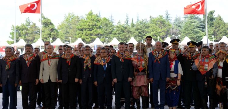 Söğütte Ertuğrul Gaziyi Anma ve Yörük Şenliklerinin 737.si Yapılıyor