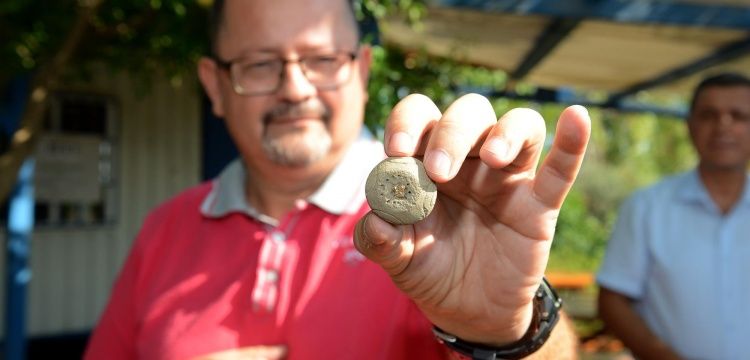 Maydos Kilise Tepesi Höyüğünde 4 Bin Yıllık Ağırşak Bulundu