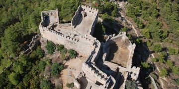 Ehmedek Kalesinde Osmanlı devri kale tüfekleri bulundu