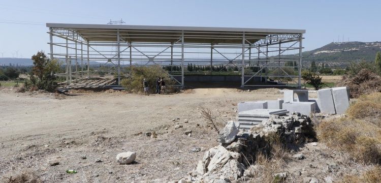 Seferihisarda Tarihi Eser Üzerine Mezbaha Yapıldığı İddiası