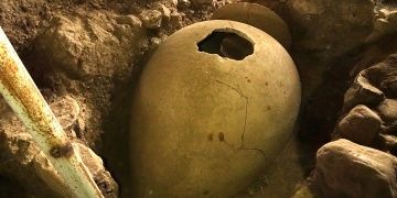 Pithos burials discovered in ancient Greek city of Antandros of western Turkey