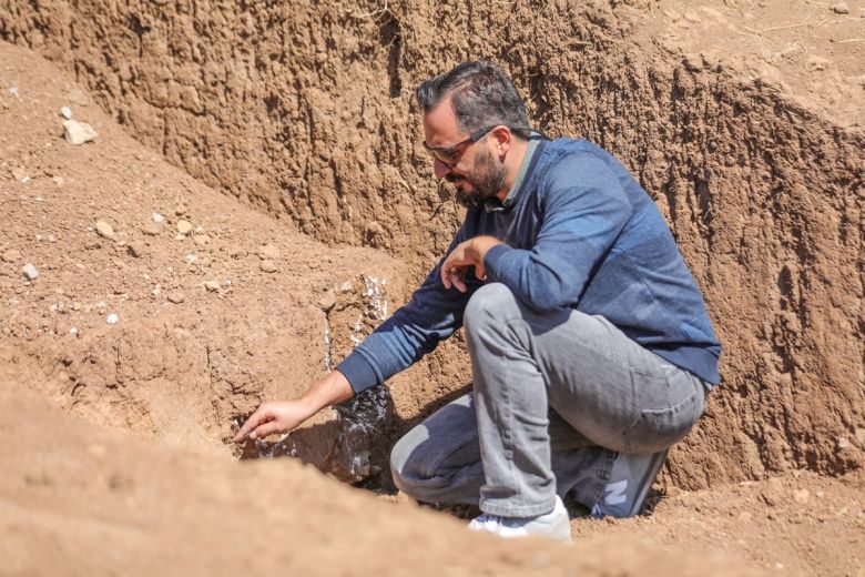 Van'ın Erciş ilçesindeki Meydan Dağı arkeolojik yüzey araştırmaları