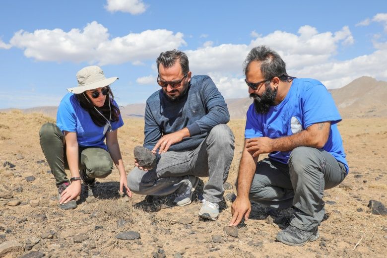 Van'ın Erciş ilçesindeki Meydan Dağı arkeolojik yüzey araştırmaları