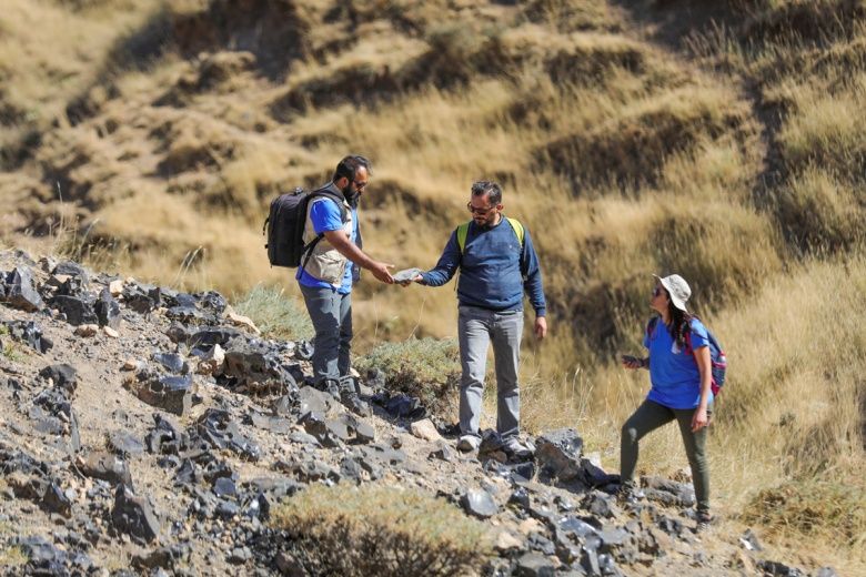 Van'ın Erciş ilçesindeki Meydan Dağı arkeolojik yüzey araştırmaları