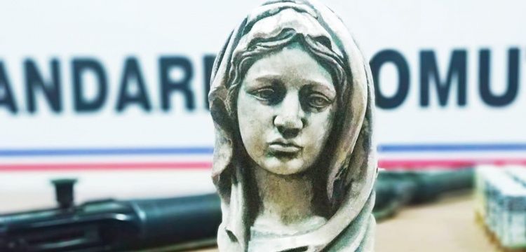Bartın'da tarihi eser olduğu sanılan Meryem Ana büstü yakalandı