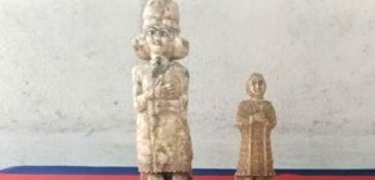 Kayseri'de bir otomobilde iki Antik Mısır heykeli yakalandı