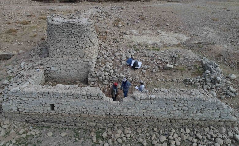 Diyarbakır'ın 13 ilçesinde arkeolojik yüzey araştırması yapılıyor