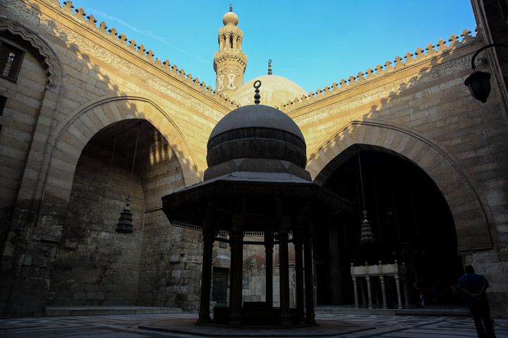 Kahire'nin El-Muiz Caddesi Osmanlı tarihini yaşatan müze gibi