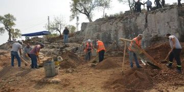 Altınözündeki Roma mezarlığında arkeoloji kazıları başladı