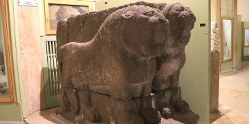 Göllüdağın 2800 yıllık Çift Hitit Aslanı Niğdeye geri döndü