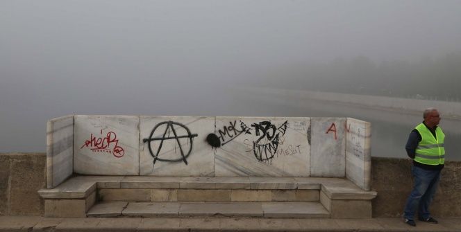 Edirnede tarihi eserleri yazılardan temizlemek için özel edip kuruldu