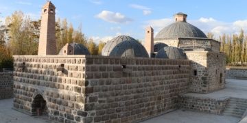 Erzincandaki Çadırcı Hamamının restorasyonu tamamlanmak üzere