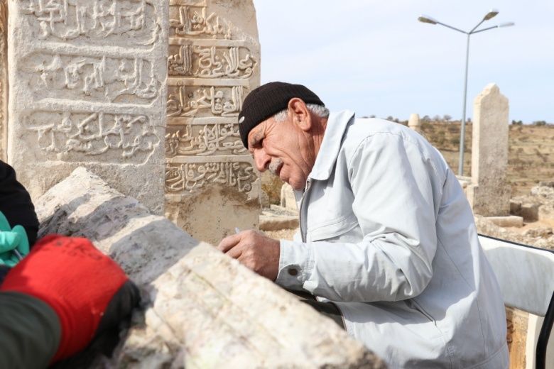 Tillo'daki 250 yıllık Sultan Memduh Mezarlığında restorasyon sürüyor