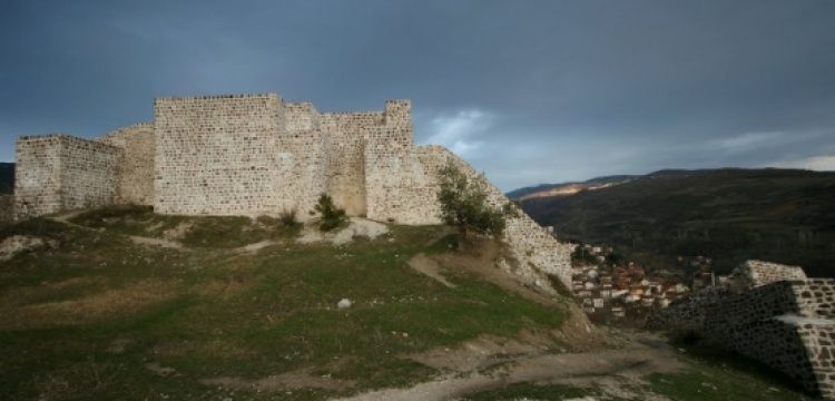Niksar kalesinde 2022 yılı arkeoloji kazıları başladı