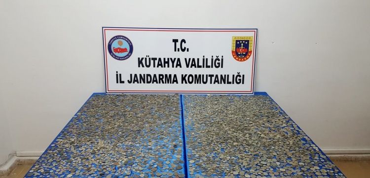 Kütahya'da 10 bin adet sikke yakalandı