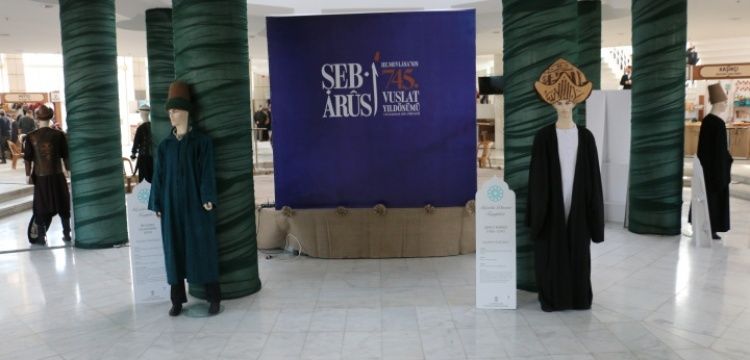 Selçuklu dönemi kıyafetleri sergisi  Mevlana Kültür Merkezi Fuaye Alanında