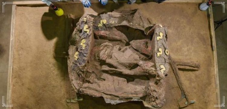 Arkeologlar Çin'de bir mezarlıkta 2500 yıllık çekçek buldular