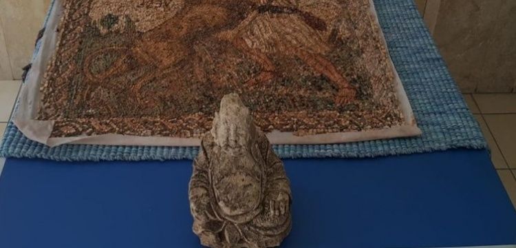 Denizli'de Buda heykeli ve Roma dönemi mozaiği yakalandı
