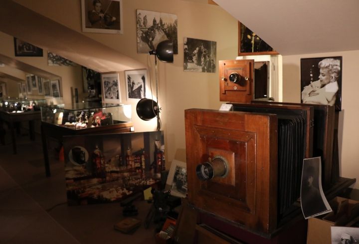 Bakırköy'deki Kamera Müzesi'nde zamanın sessiz şahitleri sergileniyor