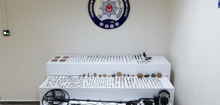 Elazığ'da  tarihi eser kaçakçılığı operasyonu: 2 gözaltı