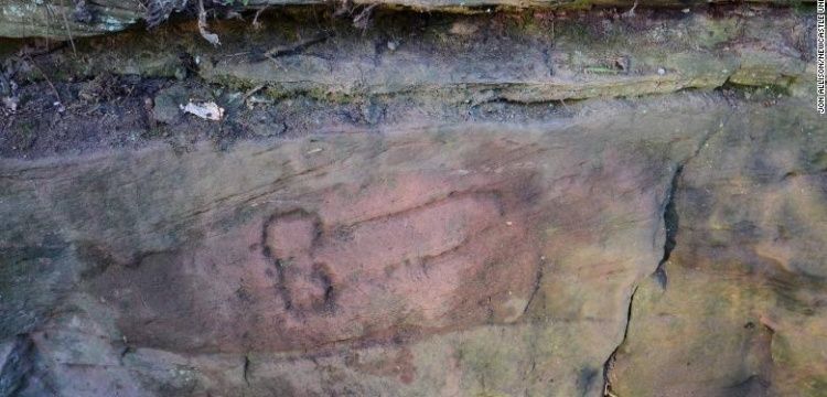 Arkeologlar Hadrian Duvarında bir fallus çizimi daha buldu
