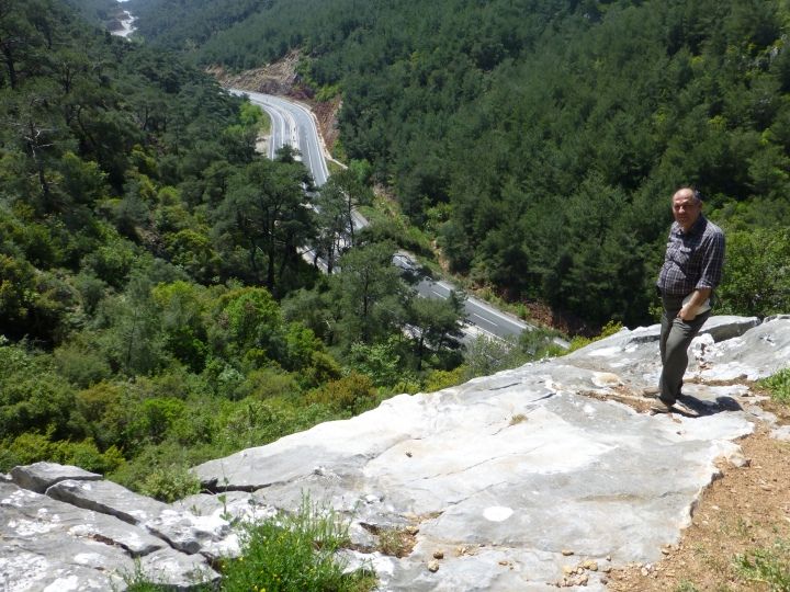 Fotoğraflarla Hitit eseri Karabel Anıtı'nın hazin parçalanış hikayesi