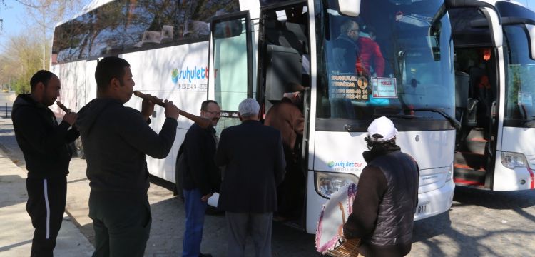 Edirne'de turistler davul zurnayla karşılanıyor