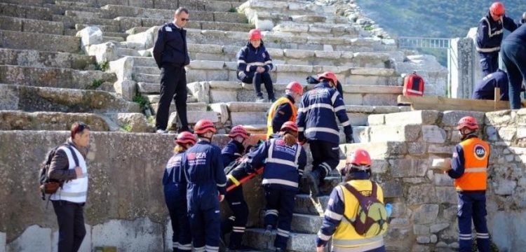 Boğaziçi Üniversitesi, Efes Antik Kenti'nde deprem tatbikatı yaptı