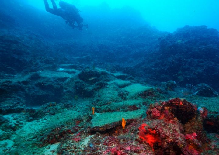 Antalya'da keşfedilen dünya en eski batık gemisi