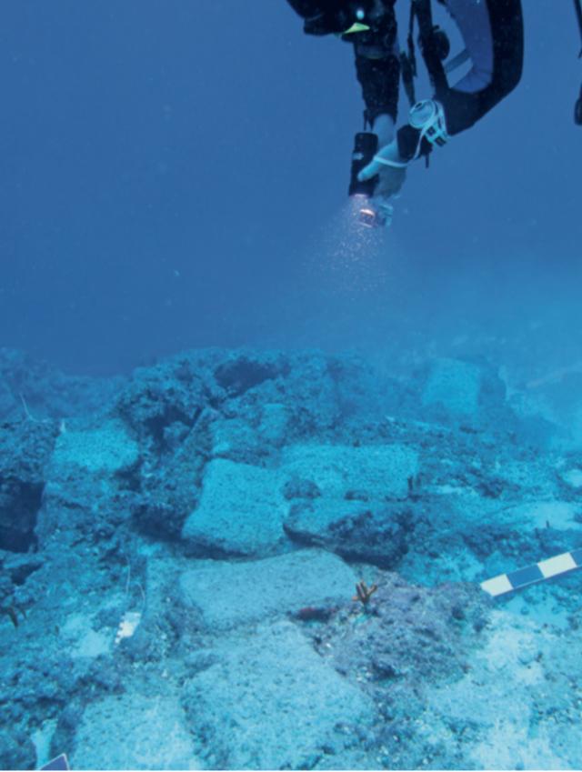 Antalya'da keşfedilen dünya en eski batık gemisi