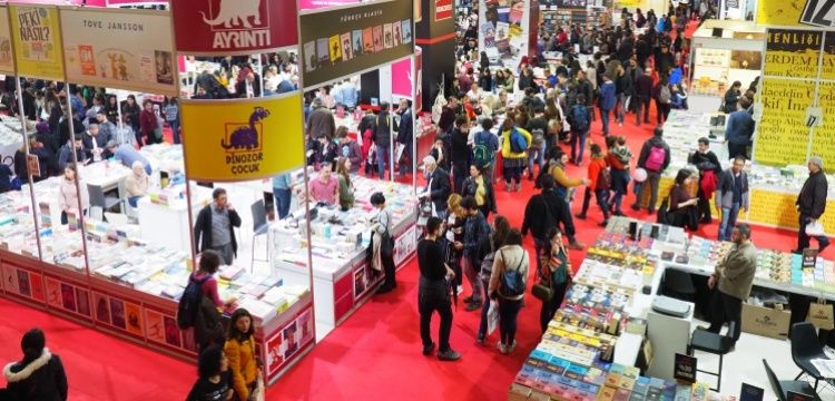 TÜYAP İzmir Kitap Fuarı 512.743 ziyaretçi ağırladı