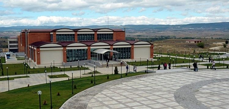 Kastamonu Üniversitesi 12 öğretim üyesi alacağını açıkladı
