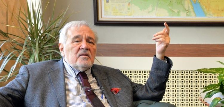 Prof. Dr. İlber Ortaylı'ya göre Yeni Turist Rehberleri Yasası yeni yolsuzluklara kapı açıyor!