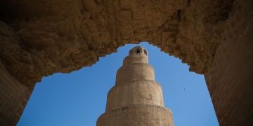 Irakın Abbasi mirası Melviye minaresi yıkılma riski taşıyor