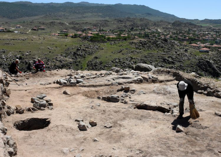 Büklükale arkeoloji kazılarında Hititlere ait 9 yapı katı tespit edildi
