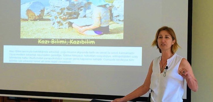 Prof. Dr. Gül Işın: Arkeoloji definecilerden ve bürokrasiden kurtarılmalı