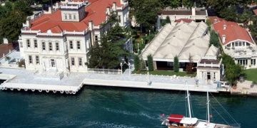 Ortadoğulu zenginler Tarihi İstanbul yalılarını yazlık olarak kullanıyor