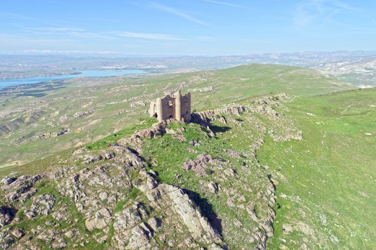 Mar Ahron Manastırı Baskil'in bin yıllık kültür mirası