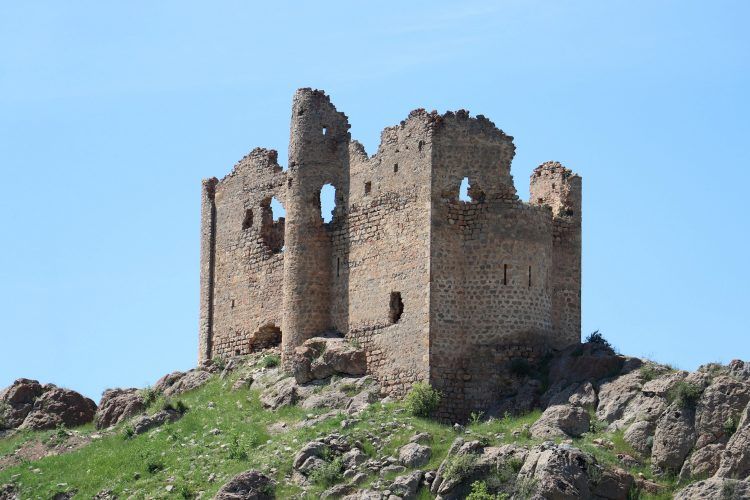 Mar Ahron Manastırı Baskil'in bin yıllık kültür mirası