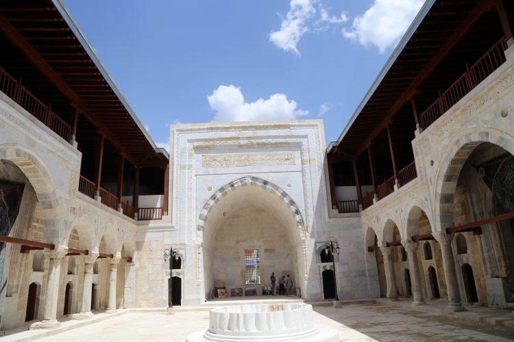 Sivas'ın mimari şaheseri Gök Medrese nihayet ziyaret açılabildi