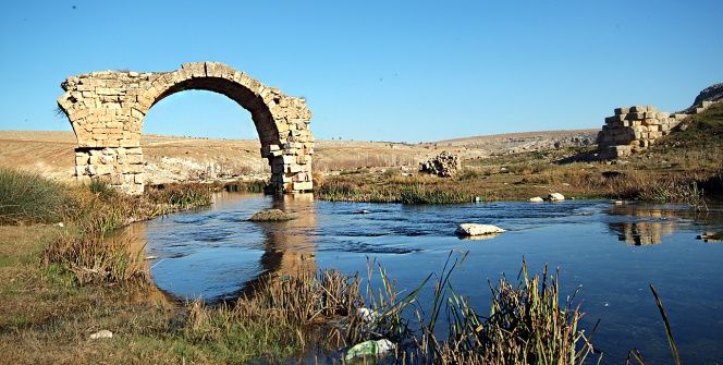 Hasan Yelkenin objektifinden tarihi Septimius Severus köprüsü