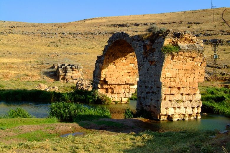 Hasan Yelken'in objektifinden tarihi Septimius Severus köprüsü