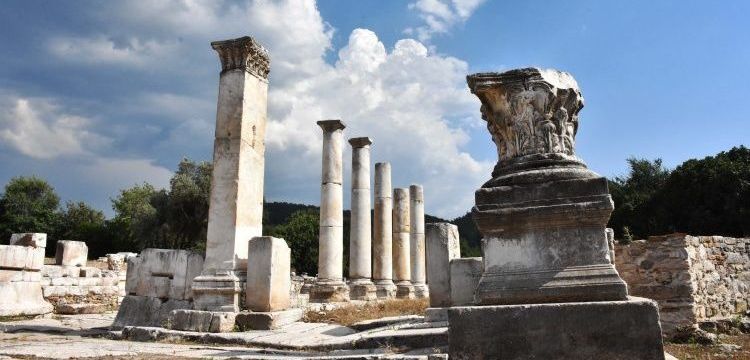 Stratonikeia ile Lagina arasındaki Kutsal Yolun mezar geleneği yaşatılacak
