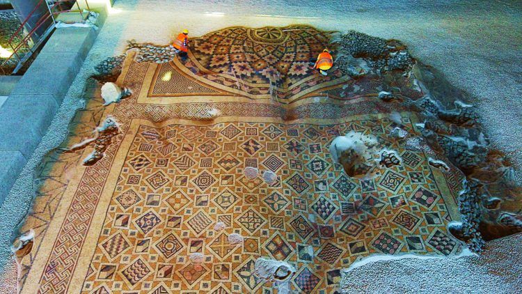 Antakya tarihi Hatay Müzesinde katman katman görülebilecek