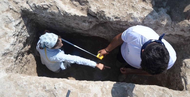 Karabük'teki Hadrianaupolis'te 2. yüzyıla ait kaya mezar bulundu