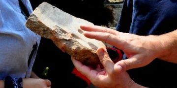 Aigaide 1800 yıllık bir tuğlada insana ait parmak izleri bulundu