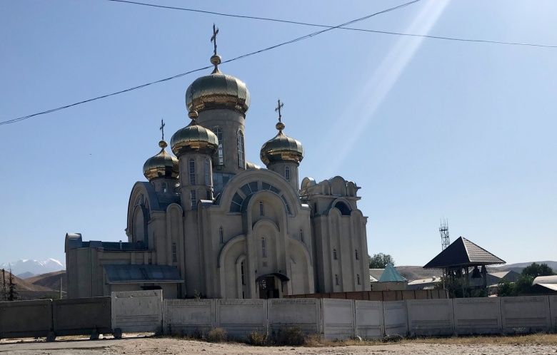Kırgızistan'ın tarihi ve turistik mekanları