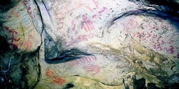 Latmos ressamları mutluluğun resmini 8 bin yıl önce yapmış