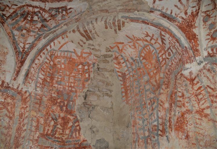 Ertuğrul Gazi'nin uç beyinin türbesinden eski Orta Asya Türk motifleri çıktı