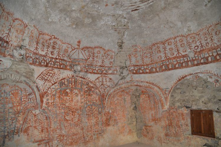 Ertuğrul Gazi'nin uç beyinin türbesinden eski Orta Asya Türk motifleri çıktı
